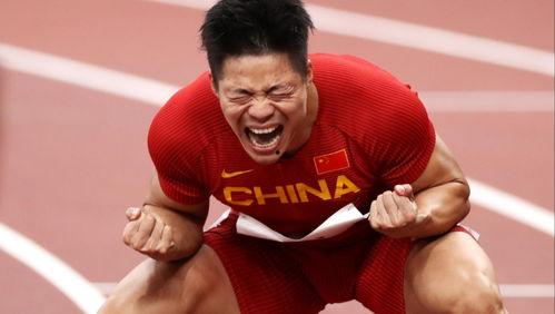 娱乐吃瓜酱明星踢球